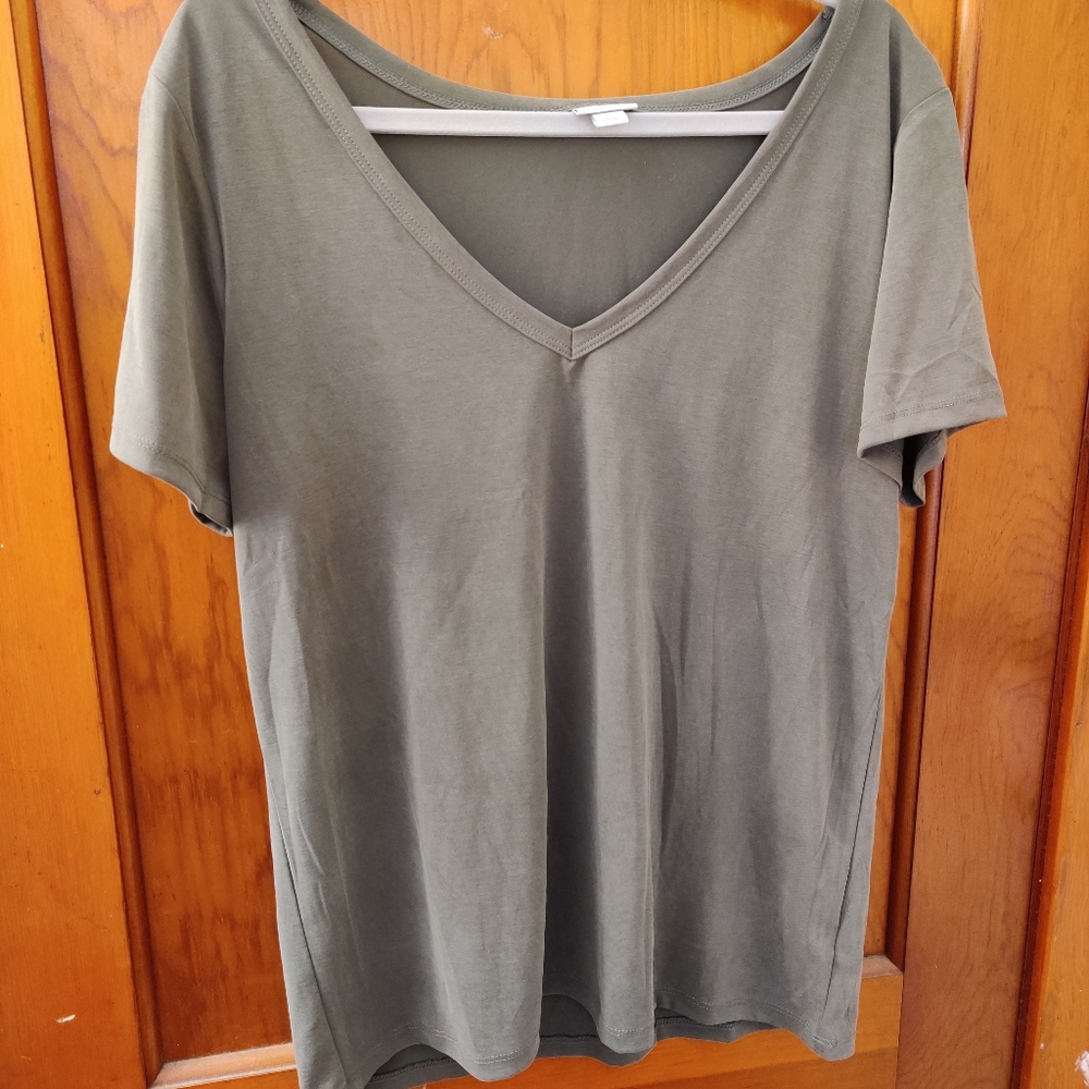Short sleeve